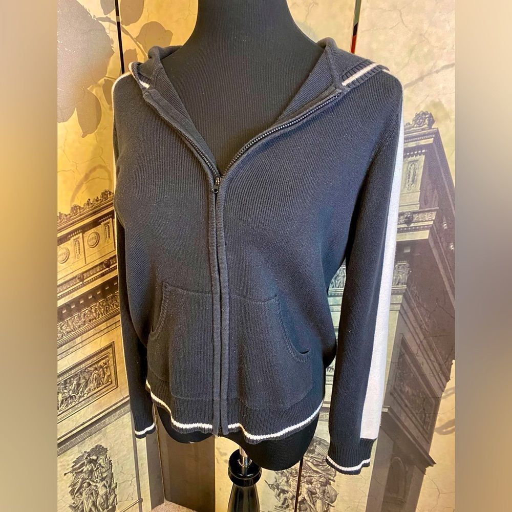 Great knitted jacket by SJB active in size large